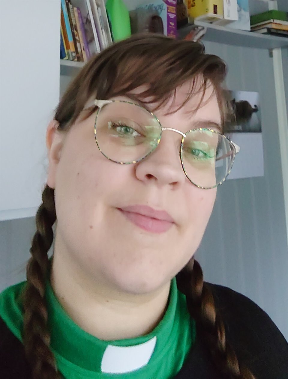 Gudstjeneste ved diakon Lisa Kristin Hanielsen og Runar Johansen. Audun Frode Ringkjøb spiller. Kirkekaffe