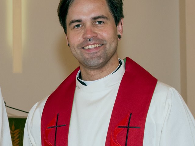 Menighetens Årsmøte ledet av tilsynsprest Albert Andersen Gjøstøl. Vi starter  med kveldsmat. Medlemmer og interesserte er hjertelig velkommen.