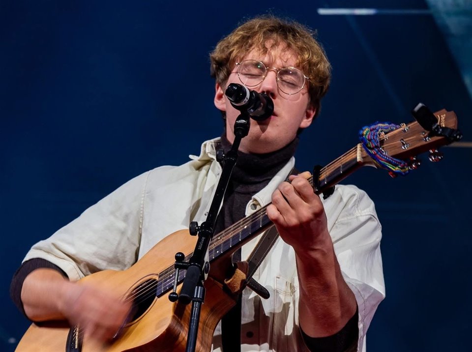 Håpsgudstjeneste 1st søndag i Advent. Sang og musikk av Cyria med barna, Helge Johan og  Frode Pedersen, Daniel Granum og Egil Granum. Andakt ved Ivar Granum. Hjørne for barna. Kirkekaffe