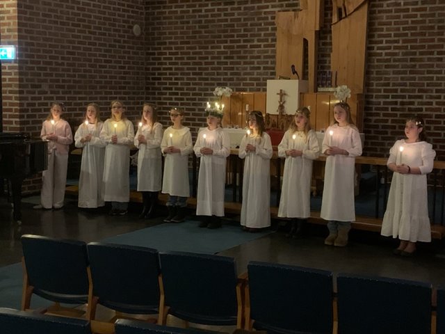 Lysmesse med Luciaopptrinn