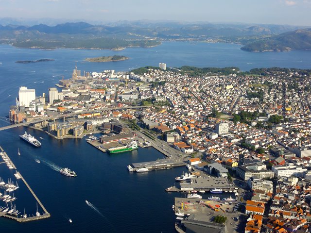 Stavanger, International fellowship