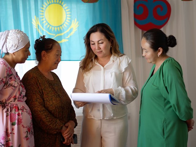 VI FEIRER den internasjonale kvinnedagen med fest og glede og internasjonal mat. Alle er hjertelig velkommen.